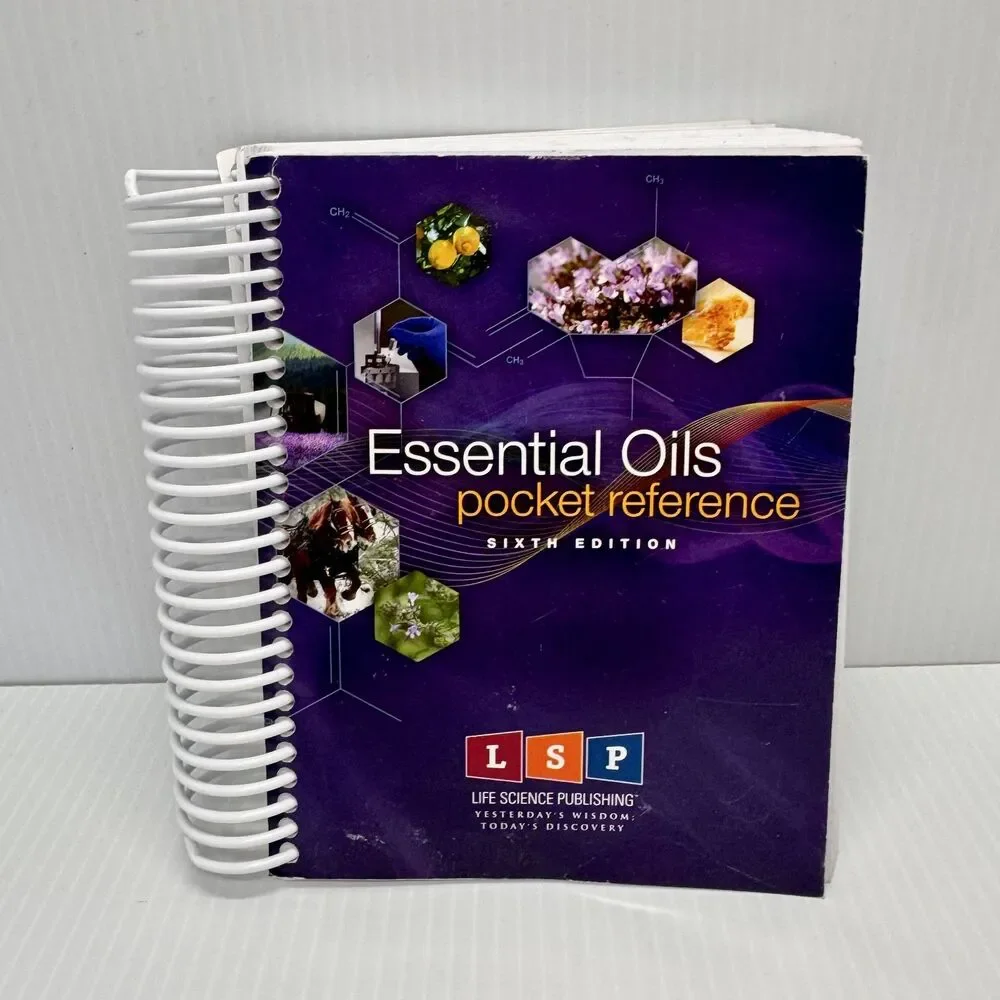 EUC Essential Oils Pocket Reference Guide & dōTERRA Wooden Storage Box Bundle
